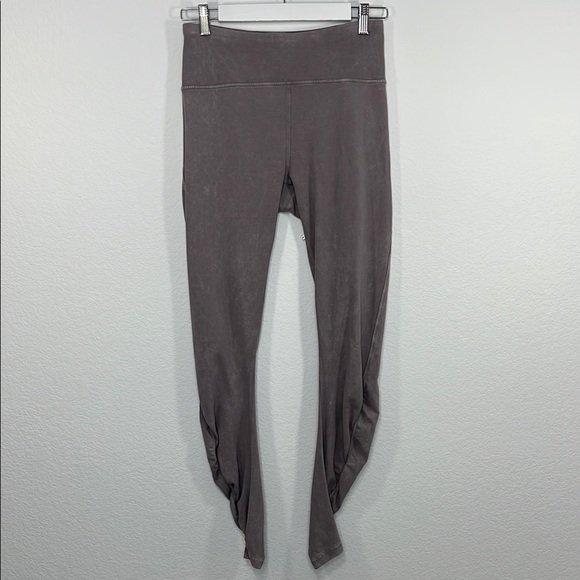 Lululemon Inner Glow Tight 28" Washed Half Moon size 8 - Picture 4 of 14